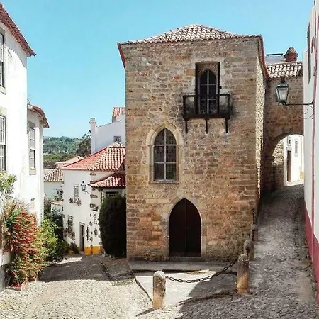 Casa De Ferias Josefa D'obidos אובידוס